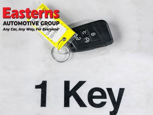 Used 2024 Volkswagen Jetta SE image 23