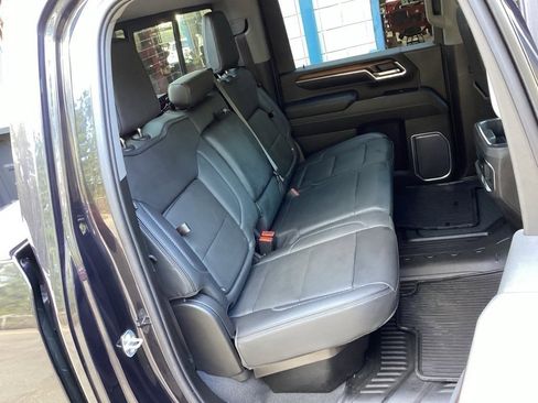 Used 2024 GMC Sierra 2500 Denali w/ Denali Reserve Package image 35