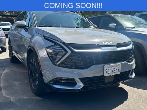 Used 2023 Kia Sportage SX image 2