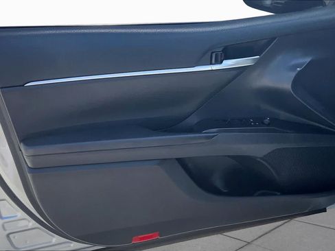 Used 2023 Toyota Camry SE FWD image 22