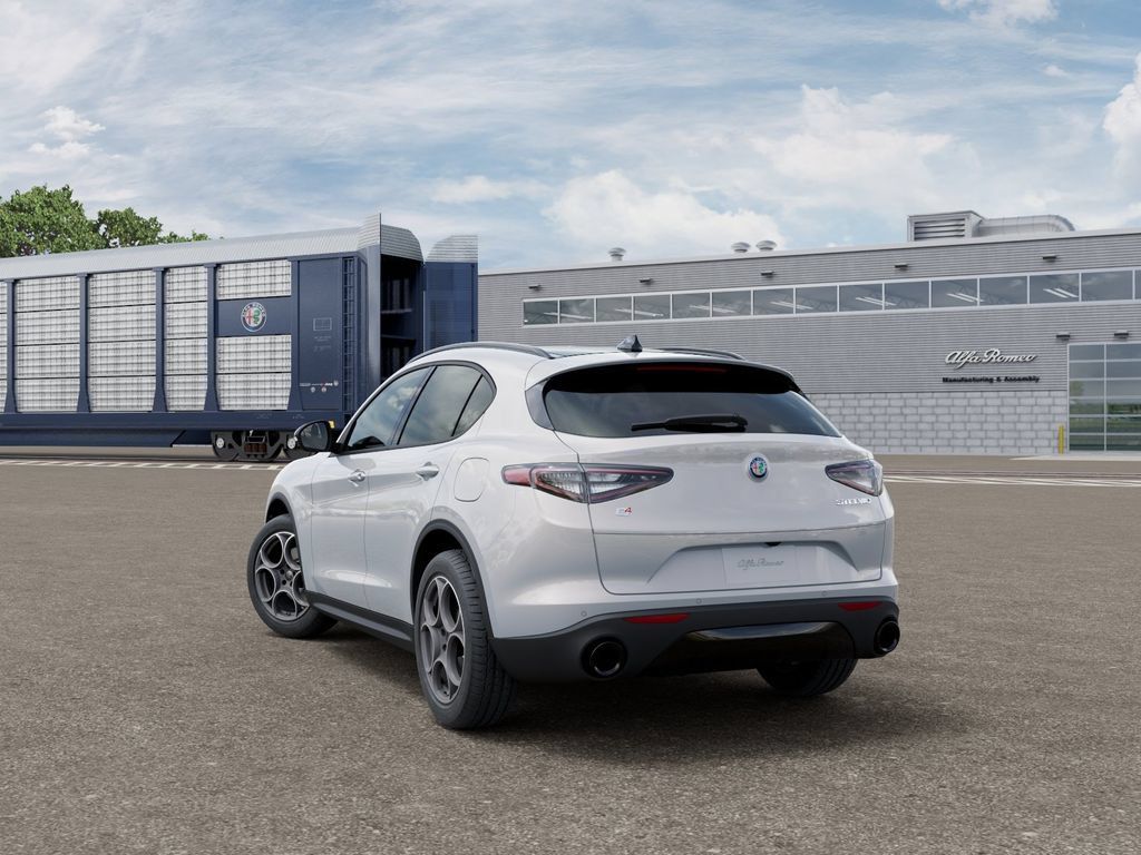 New 2026 Alfa Romeo Stelvio Sprint AWD/4WD image 3
