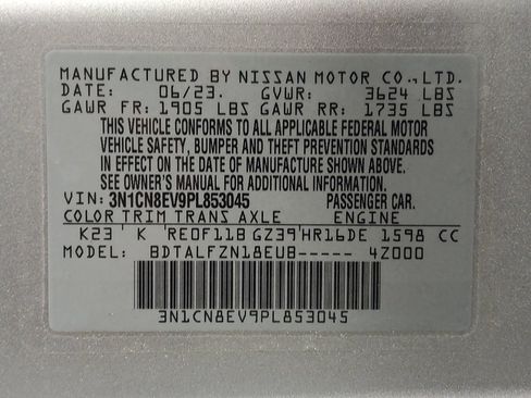 Used 2023 Nissan Versa SV FWD image 33