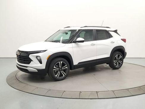 New 2026 Chevrolet TrailBlazer LT w/ LPO, Blackout Package image 3