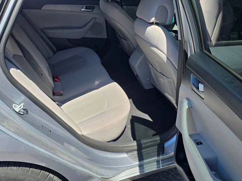 Used 2016 Hyundai Sonata SE FWD image 5