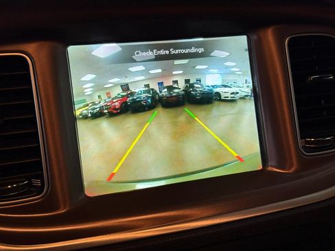Used 2020 Dodge Charger Scat Pack w/ Driver Convenience Group RWD image 19