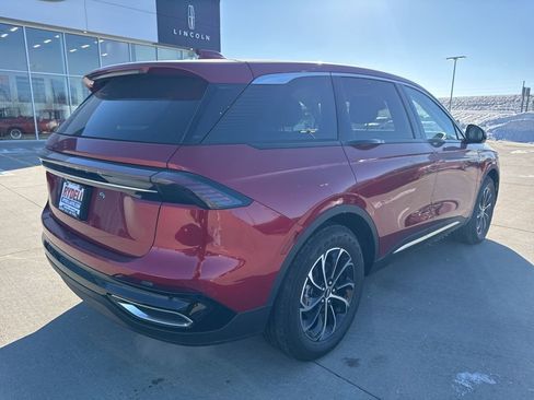 New 2026 Lincoln Nautilus Premier w/ Equipment Group 102A AWD/4WD image 31