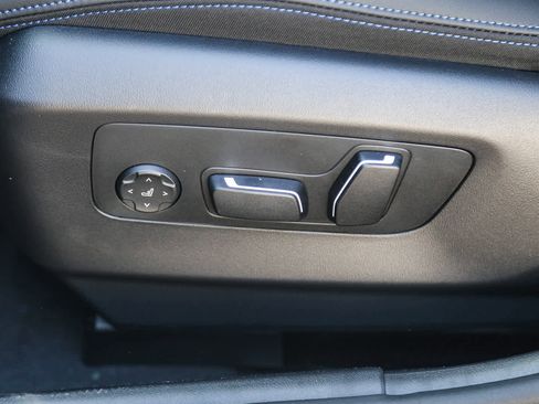 New 2026 BMW 540i xDrive w/ M Sport Package image 18