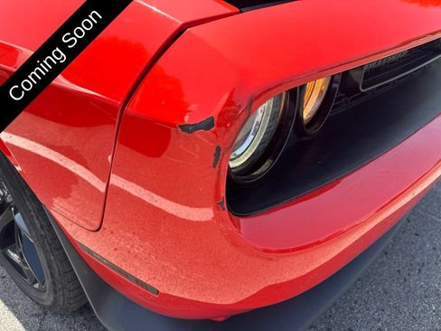 Used 2017 Dodge Challenger R/T RWD image 26
