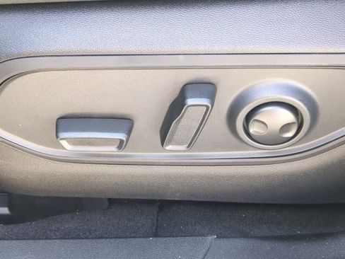 New 2026 Jeep Cherokee Overland image 21