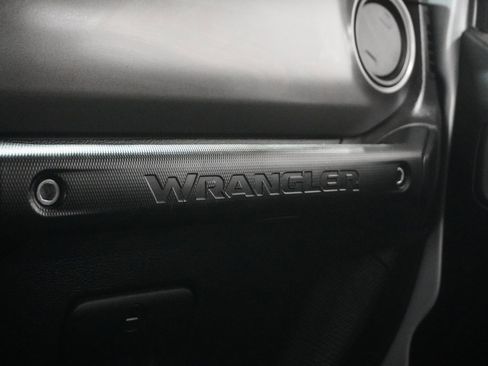 Certified 2023 Jeep Wrangler Sport image 31