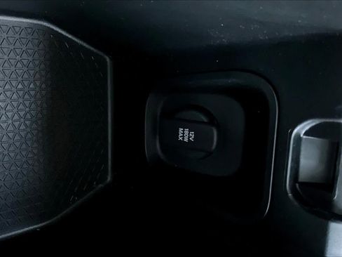 Used 2024 Honda Accord LX image 35