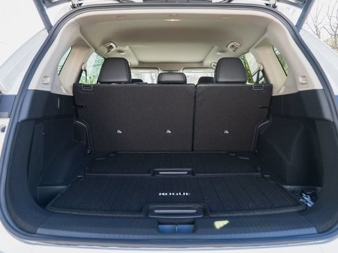 New 2026 Nissan Rogue Platinum AWD/4WD image 8