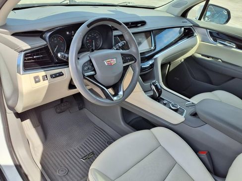Used 2024 Cadillac XT6 Premium Luxury w/ Technology Package image 23