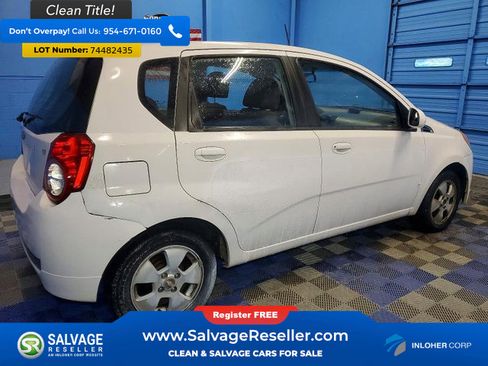 Used 2010 Chevrolet Aveo5 LT image 4
