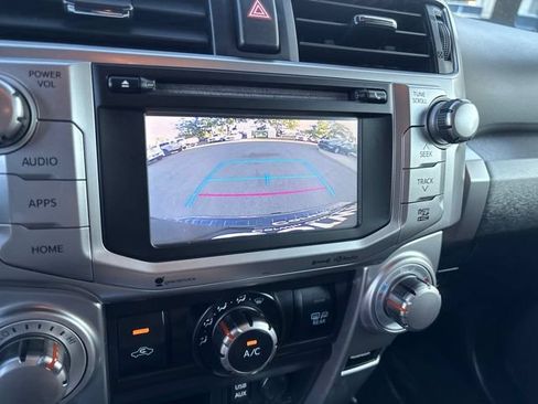 Used 2019 Toyota 4Runner SR5 AWD/4WD image 28