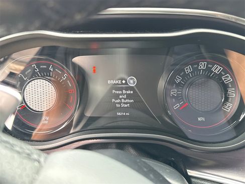 Used 2017 Dodge Challenger R/T Plus image 25