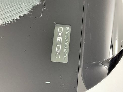 Used 2025 Land Rover Range Rover SE image 30