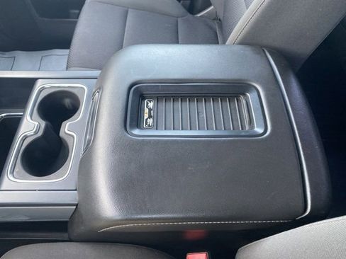 Used 2018 Chevrolet Silverado 1500 LT image 22