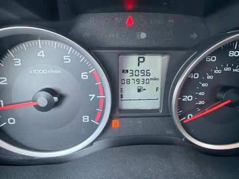 Used 2014 Subaru Forester 2.5i Premium w/ Popular Package #1 AWD/4WD image 12