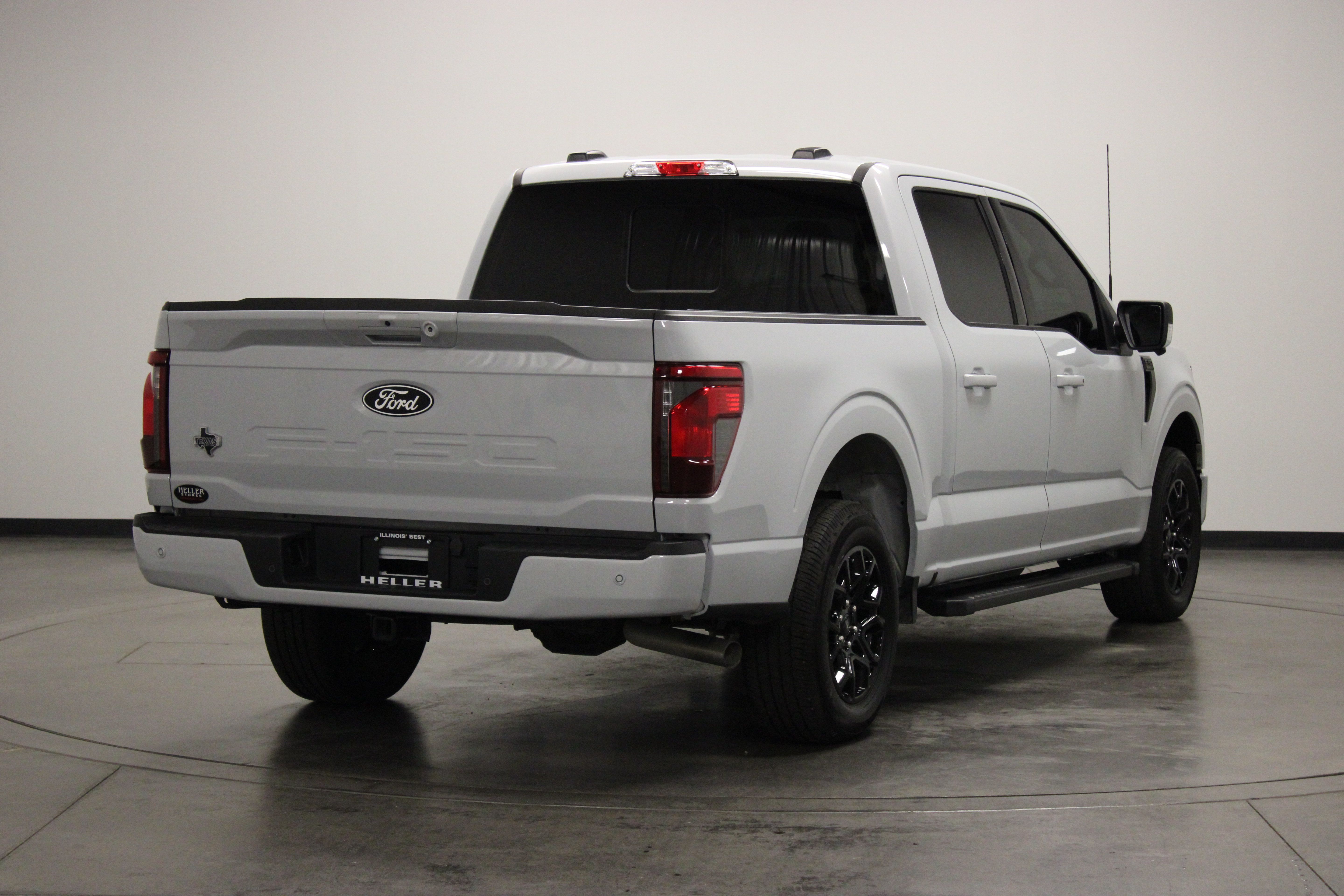 Used 2025 Ford F150 XLT w/ Equipment Group 302A MID RWD image 8
