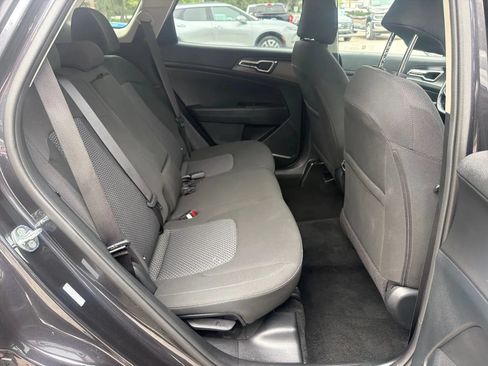 Used 2026 Kia Sportage LX FWD image 18