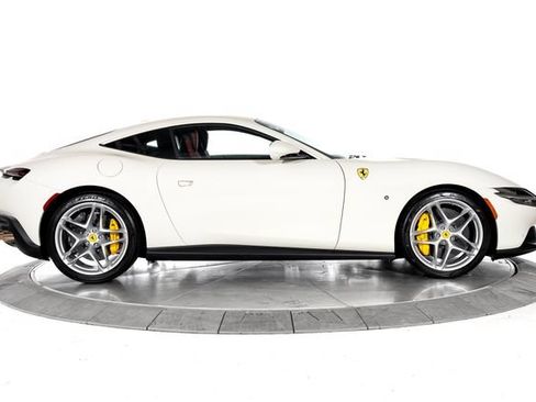 Certified 2024 Ferrari Roma RWD image 12