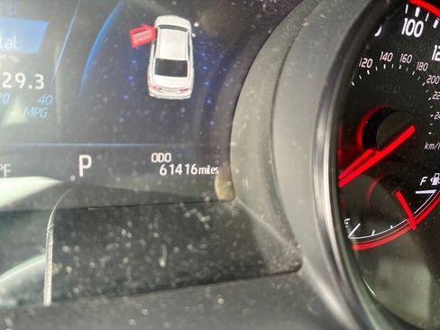 Used 2024 Toyota Camry XSE FWD image 16