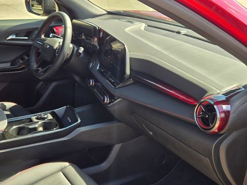 Used 2025 Chevrolet Equinox RS w/ Safety and Technology Package image 28