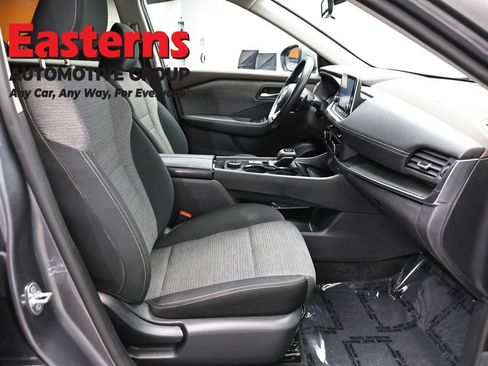 Used 2023 Nissan Rogue SV AWD/4WD image 24