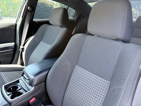 Used 2023 Dodge Charger SXT RWD image 12