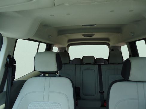Used 2022 Ford Transit Connect XLT FWD image 27