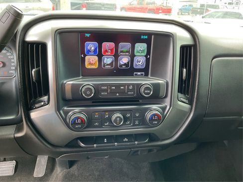 Used 2018 Chevrolet Silverado 1500 LT w/ LT Eassist Package AWD/4WD image 14