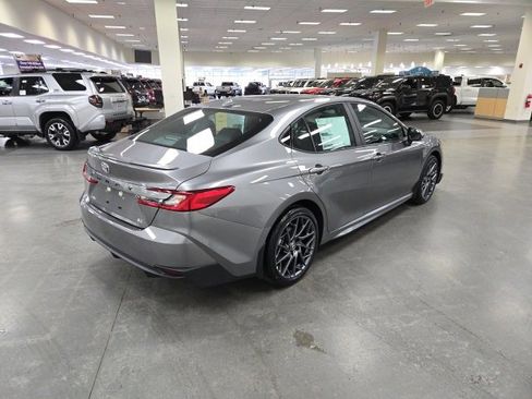 New 2026 Toyota Camry SE image 5