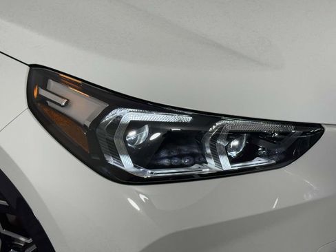 Used 2025 BMW X1 xDrive28i w/ Technology Package AWD/4WD image 15
