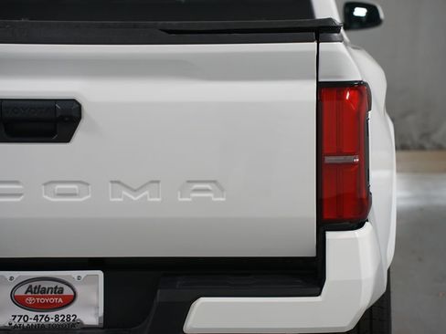 Certified 2024 Toyota Tacoma SR5 image 10