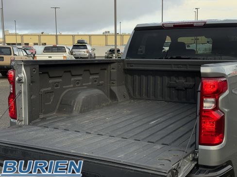 Used 2023 Chevrolet Silverado 1500 Custom Trail Boss w/ LPO, Dark Essentials Package image 31