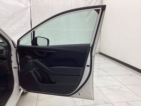 Used 2020 Subaru Impreza 2.0i Premium image 19