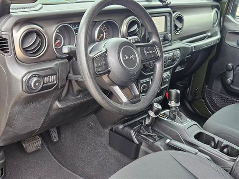 Used 2021 Jeep Wrangler Unlimited Sport AWD/4WD image 8