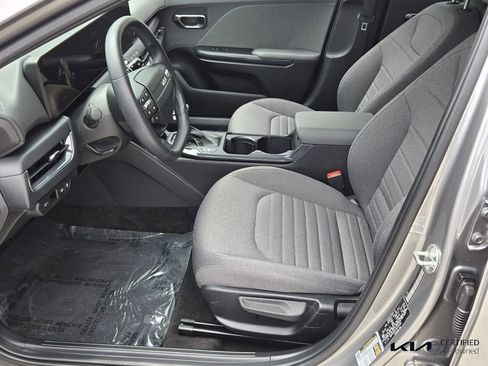 Certified 2025 Kia K4 EX FWD image 10