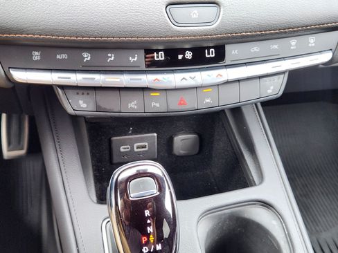 Certified 2023 Cadillac XT4 Sport w/ LPO, Onyx Lite Package FWD image 14