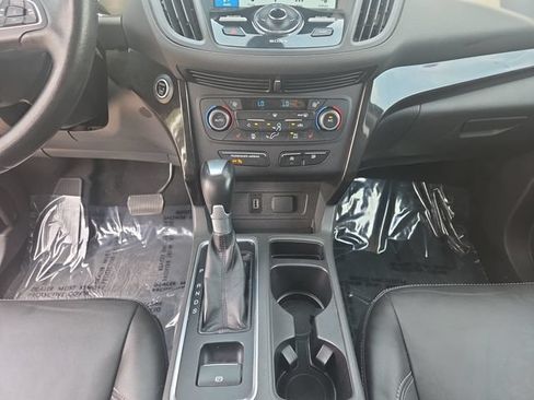 Used 2017 Ford Escape Titanium AWD/4WD image 11