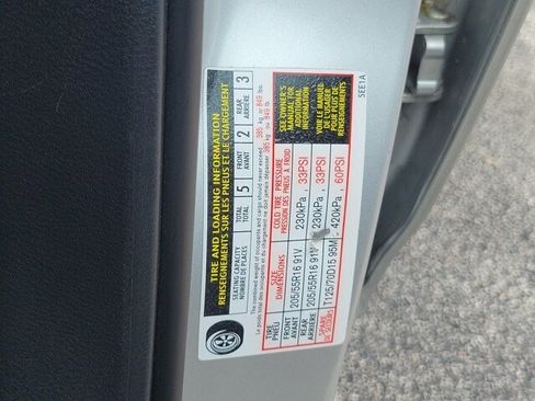 Used 2024 Nissan Versa S w/ S Plus Package FWD image 30