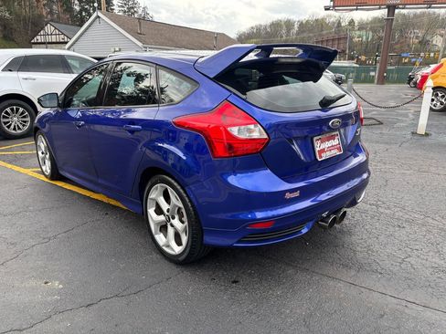 Used 2013 Ford Focus ST FWD image 5