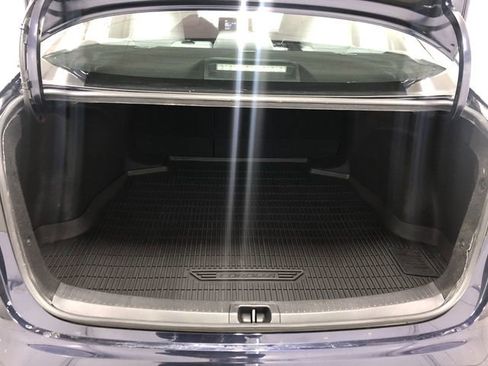 Used 2022 Toyota Corolla SE w/ SE Premium Package image 24