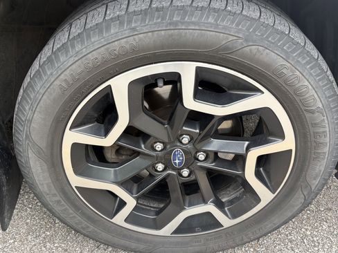 Used 2016 Subaru Crosstrek 2.0i Premium AWD/4WD image 15