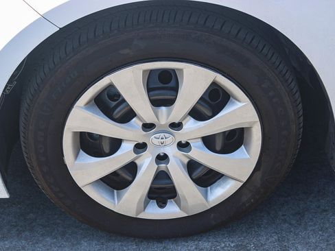 Used 2026 Toyota Corolla LE FWD image 8