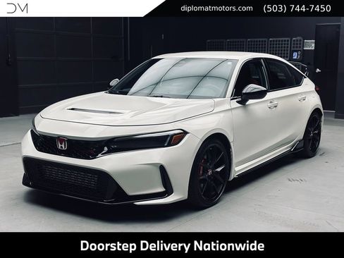 Used 2024 Honda Civic Type R image 1