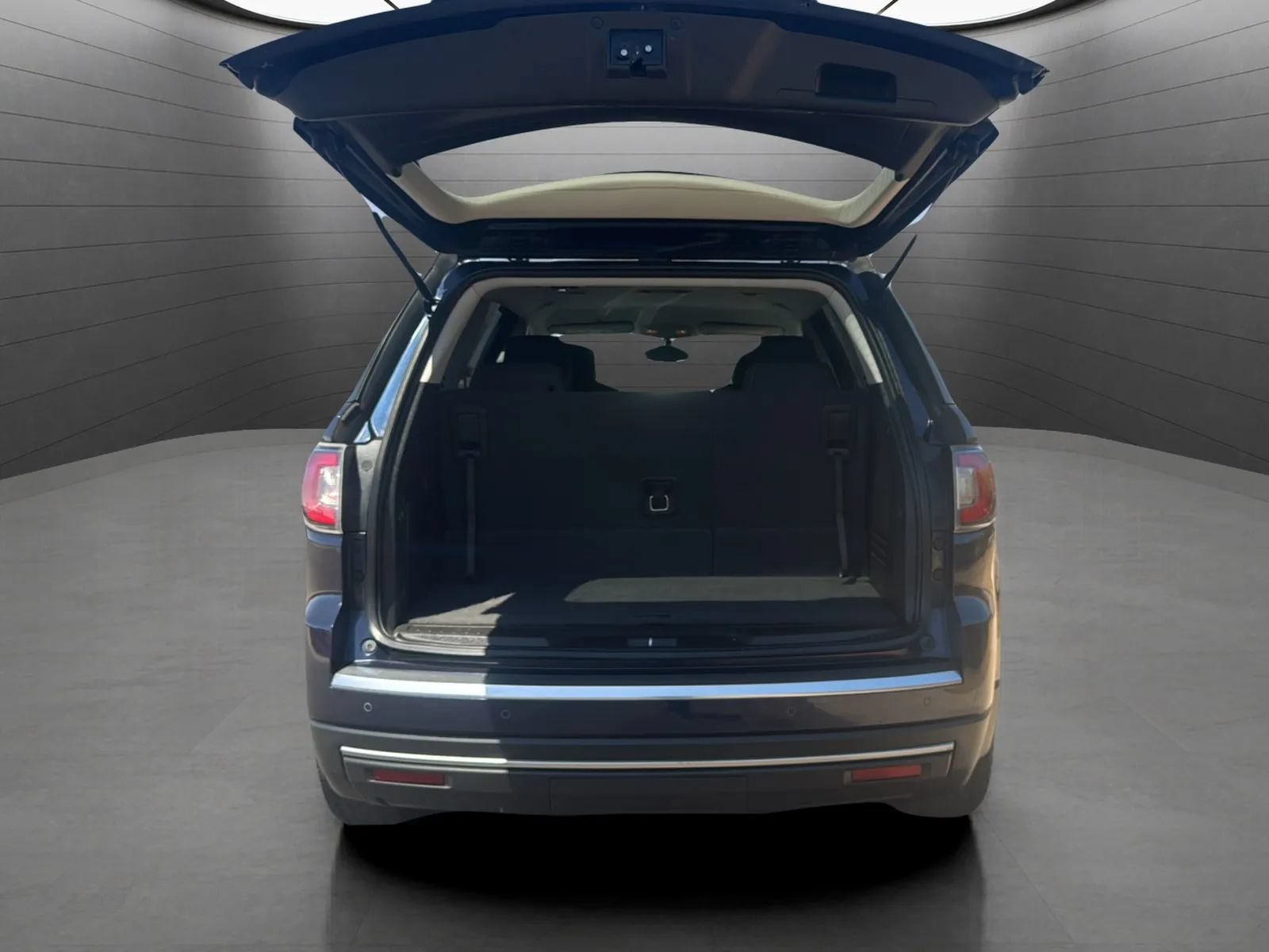 Used 2015 GMC Acadia SLE FWD image 21