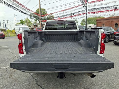 Used 2022 Chevrolet Silverado 2500 LT w/ Convenience Package image 28