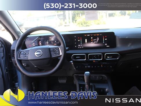 New 2026 Nissan Sentra SR w/ SR Premium Package FWD image 17